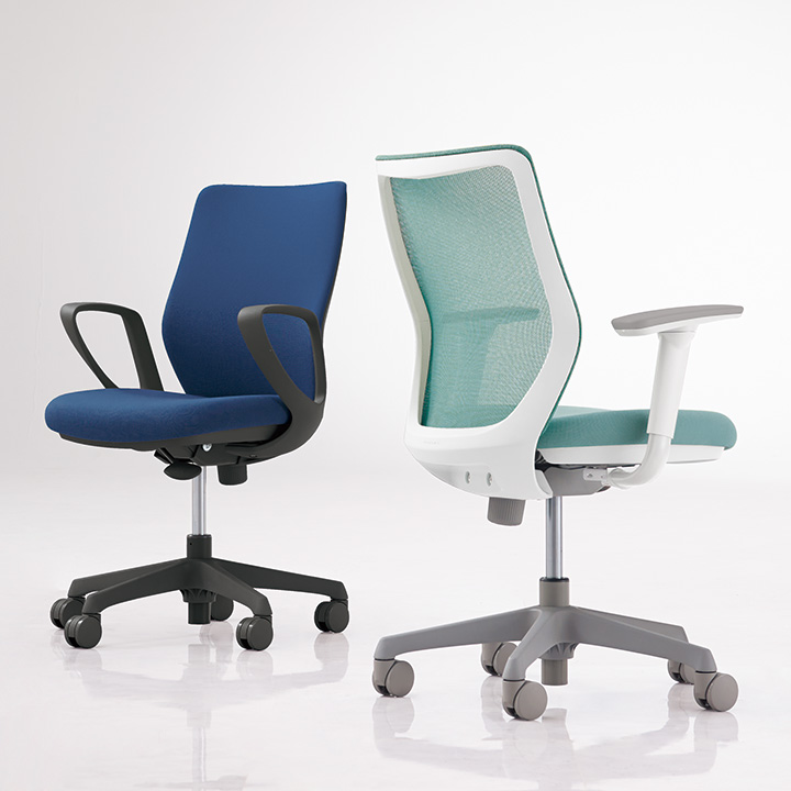 「CG-M」機能もデザインもよりシンプルに。 オフィスを軽やかに彩る コンパクトメッシュシーティング。