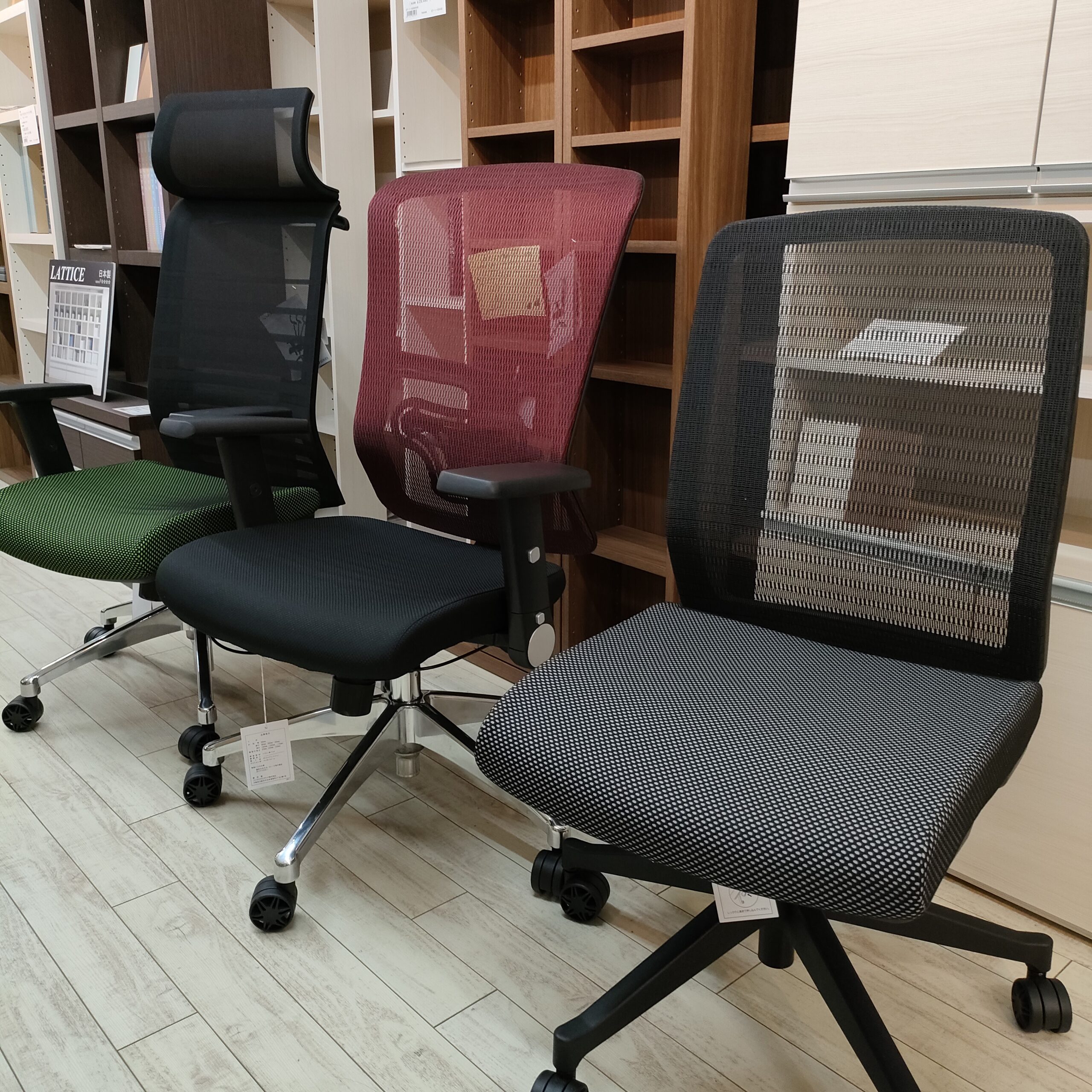 オカムラ以外にも・・・