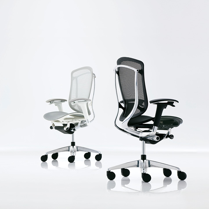 流麗なフォルムはそのままに。世界クラスの強度と進化した座り心地をあなたに。