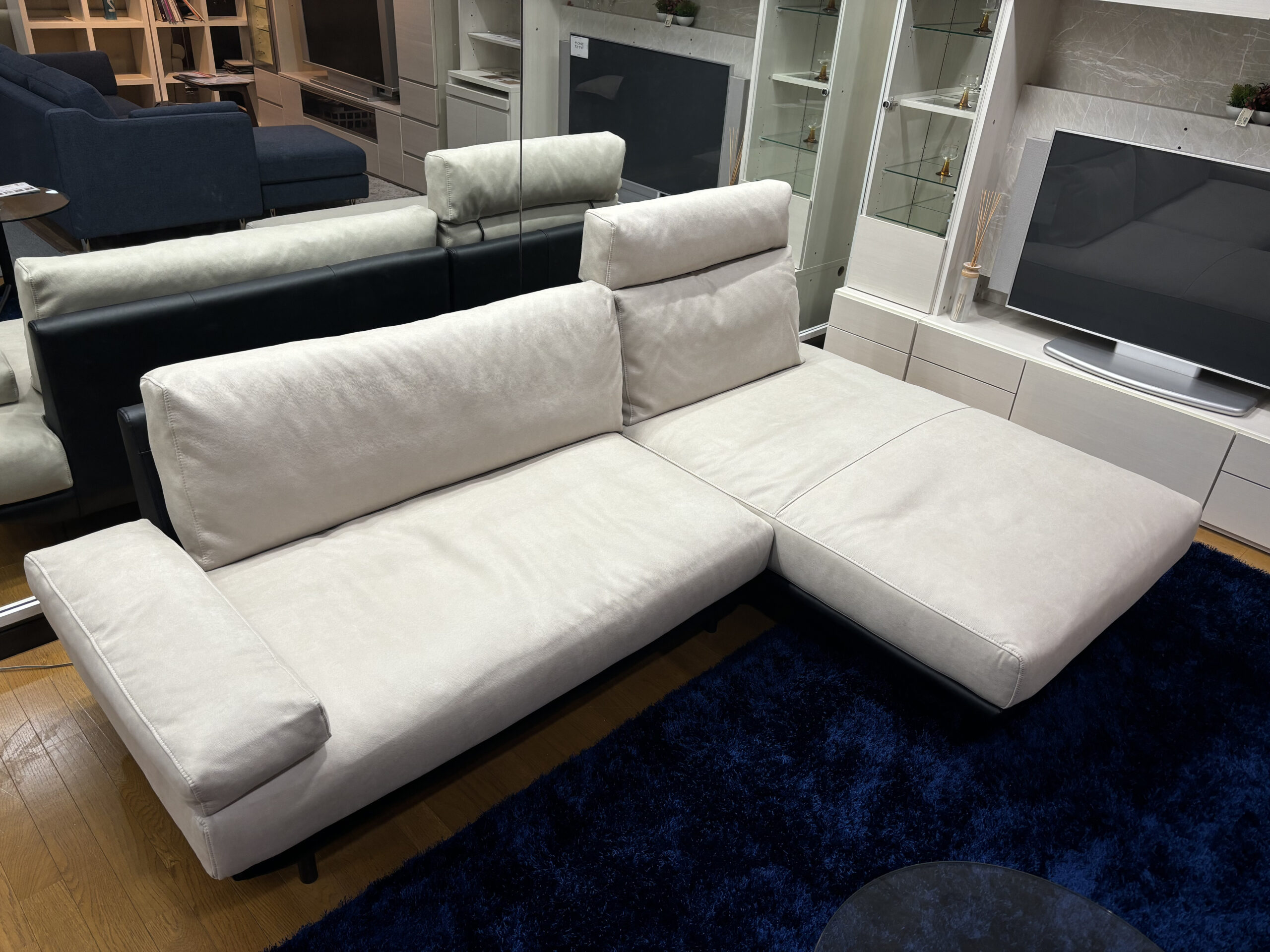 コスターナカウチソファ（関家具）